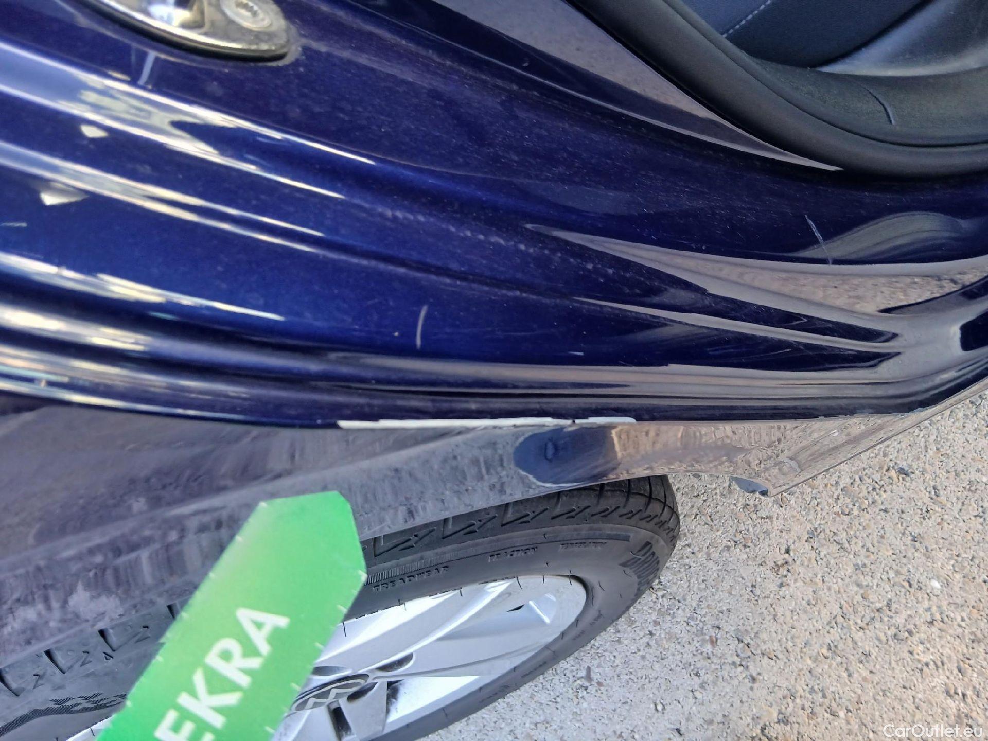  Volkswagen  Golf  VIII Berlina Life 1.0 TSI 110CV MT6 E6d #25