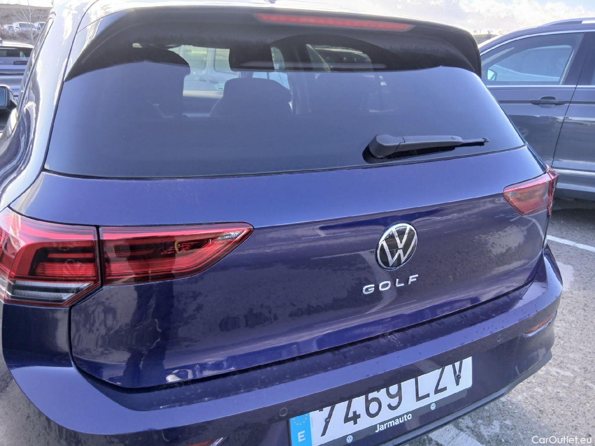  Volkswagen  Golf  VIII Berlina Life 1.0 TSI 110CV MT6 E6d #18