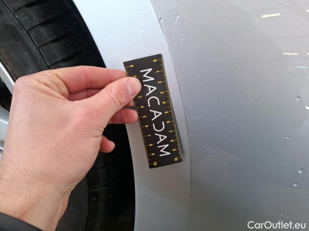  Volkswagen  Golf  VOLKSWAGEN / 2020 / 5P / Berline 2.0 TDI SCR 150 DSG7 LIFE PLUS #2