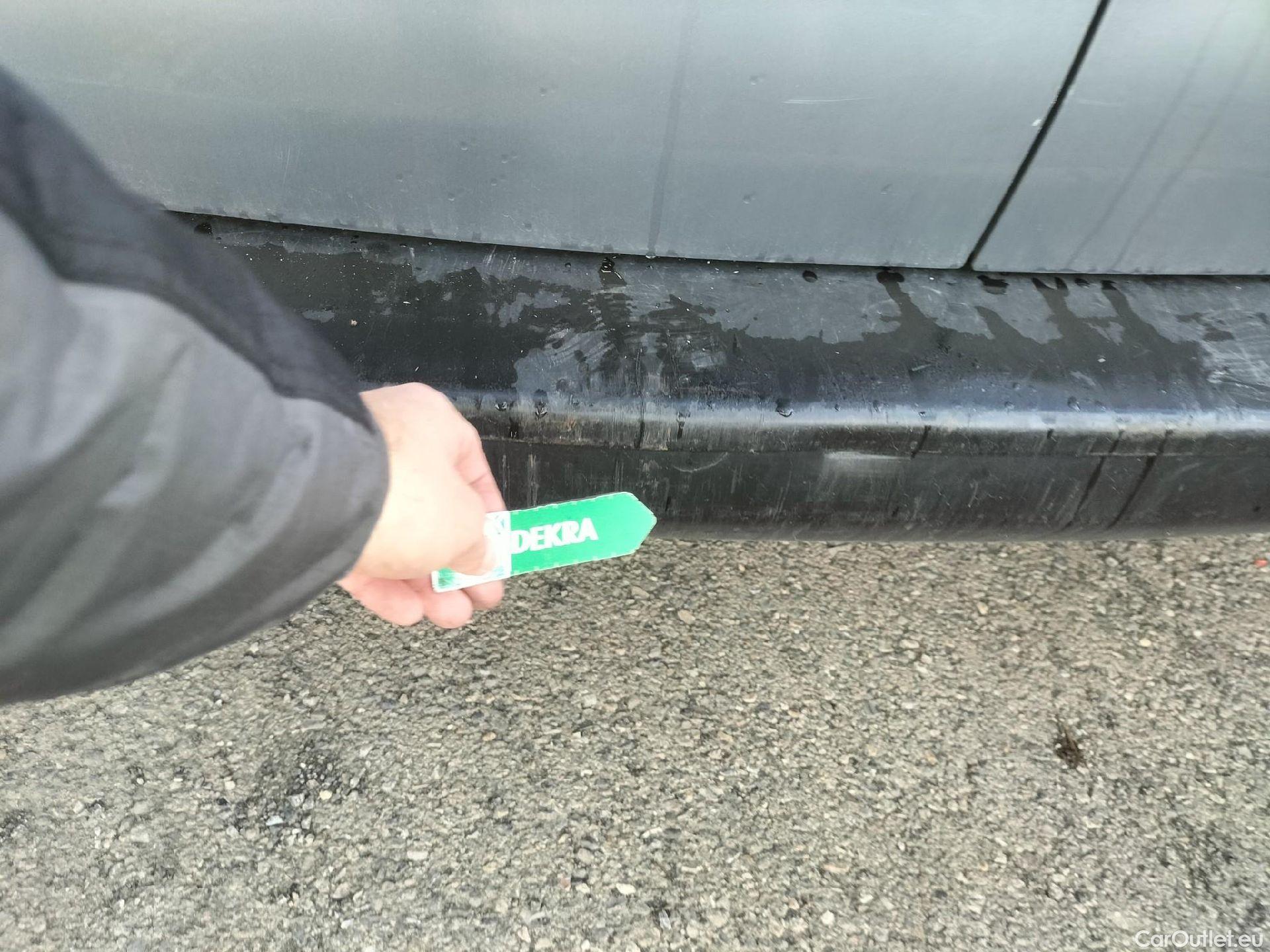  Opel  Vivaro OPEL  / 2019 / 4P / furgón 1.5 Diésel 88kW (120CV) M Std Select #23