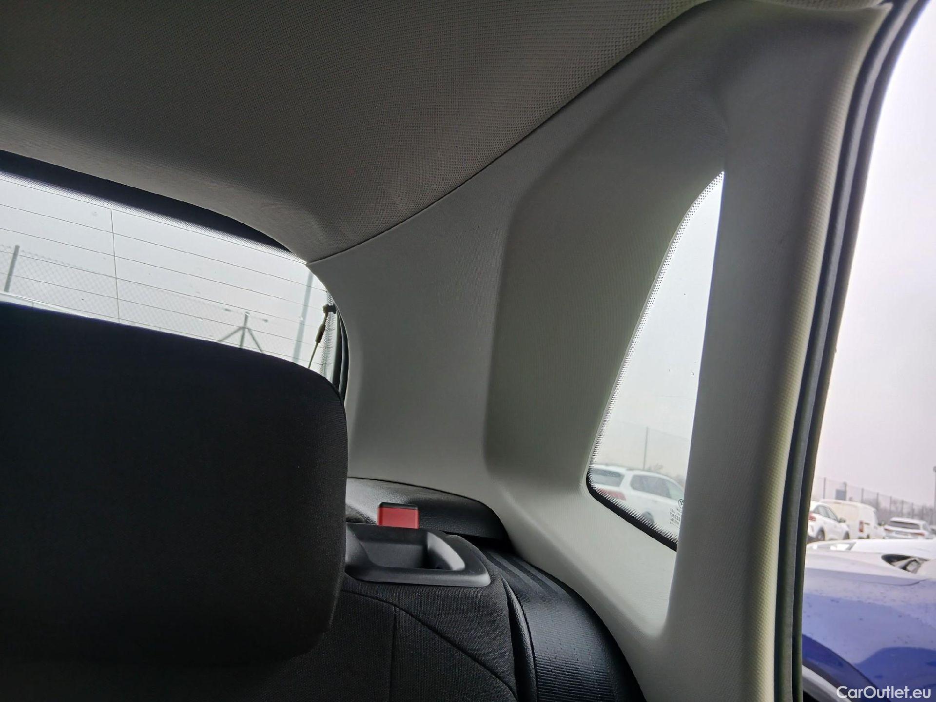  Volkswagen  Polo VOLKSWAGEN  / 2017 / 5P / berlina con portón Advance 1.0 TSI 70kW (95CV) #32