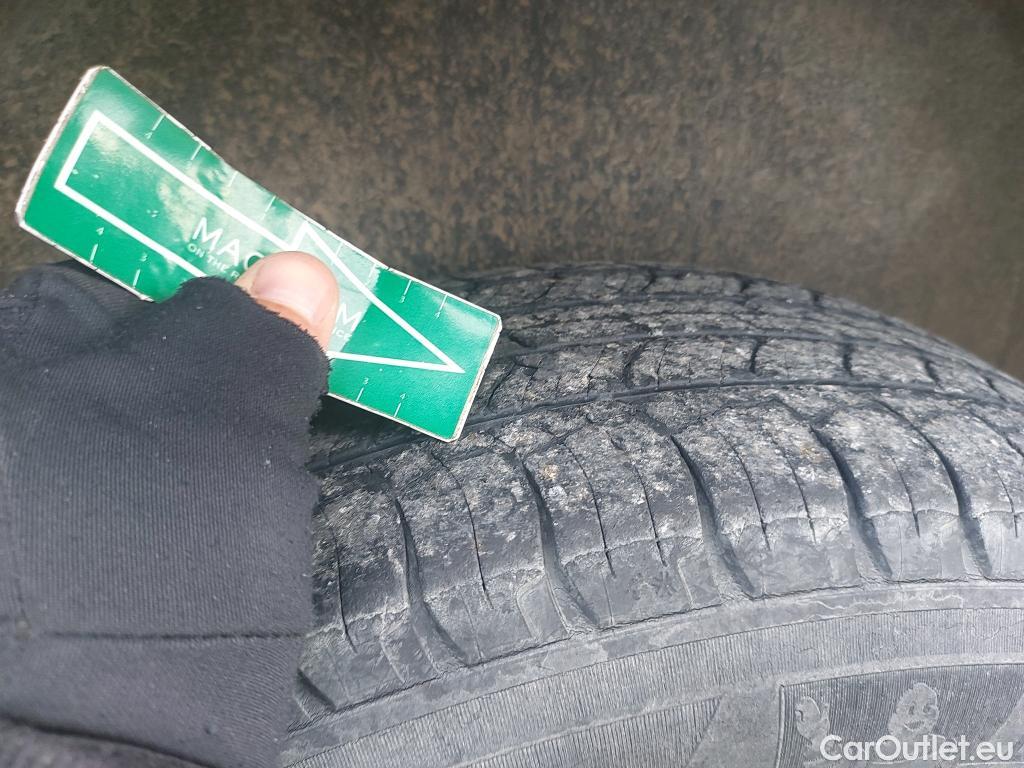  Peugeot  Partner PEUGEOT  furgón 3 PLAZAS Standard 1000kg BlueHDi 73kW #53