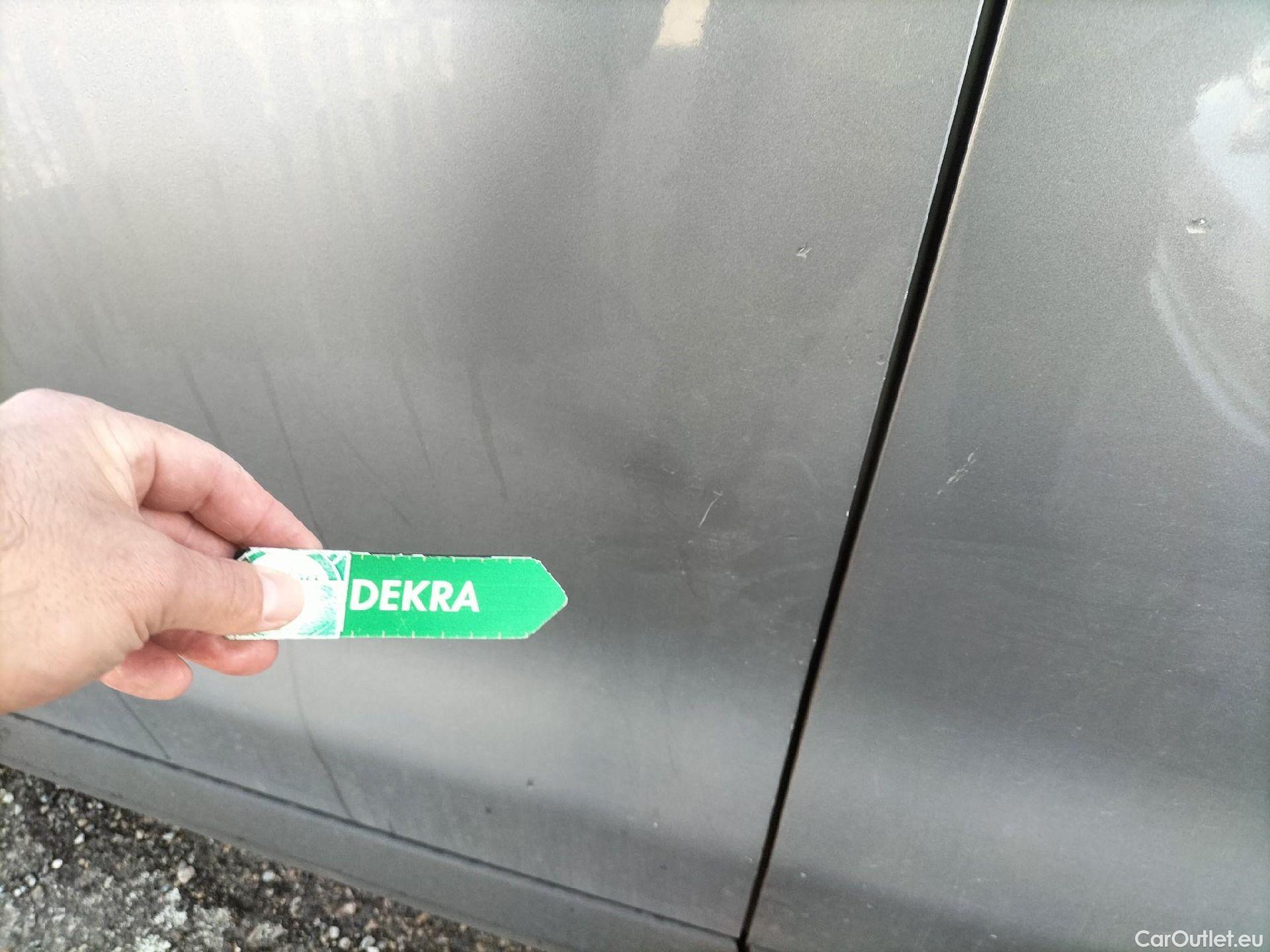  Opel  Vivaro OPEL  / 2019 / 4P / furgón 1.5 Diésel 88kW (120CV) M Std Select #16