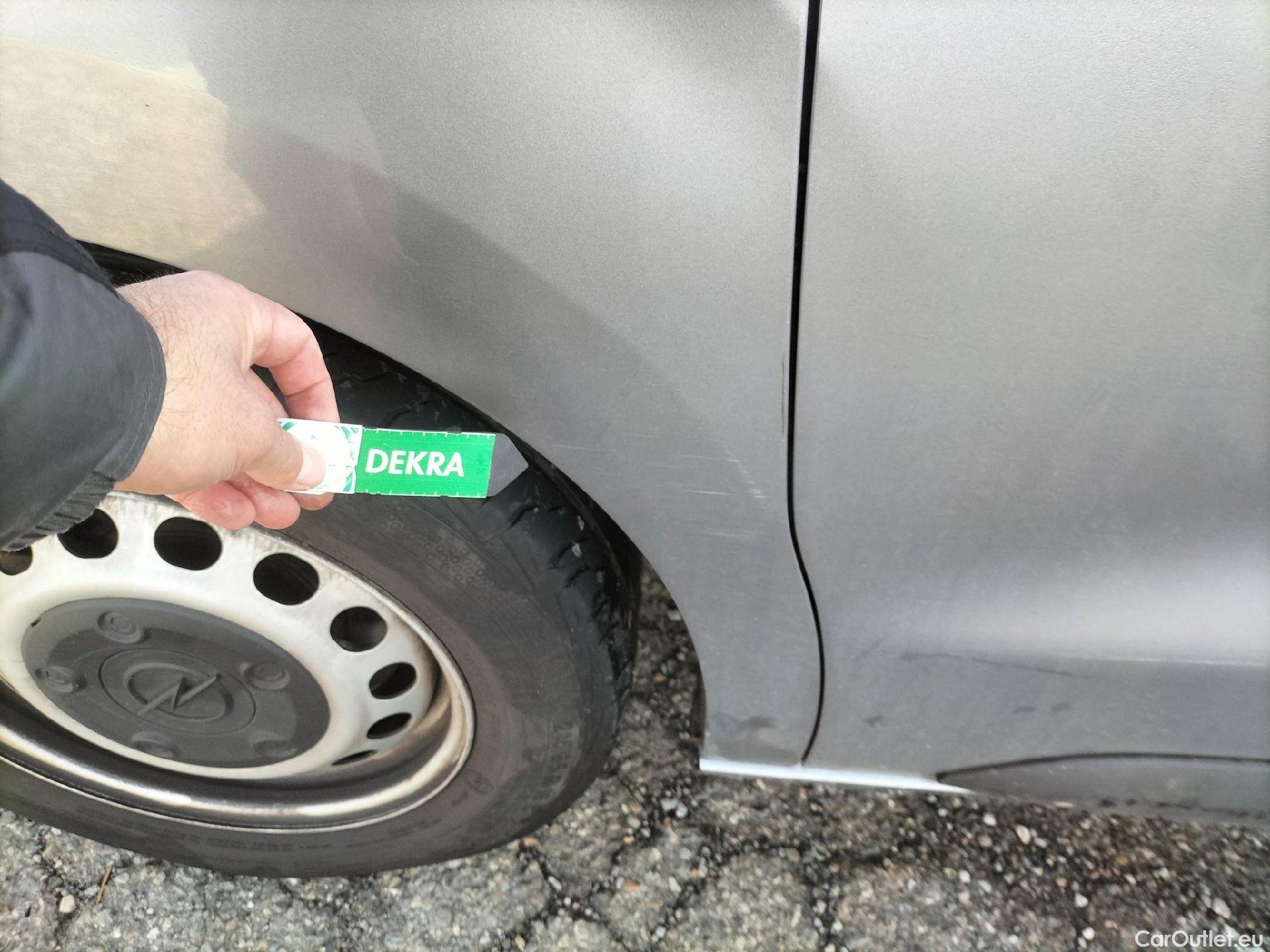  Opel  Vivaro OPEL  / 2019 / 4P / furgón 1.5 Diésel 88kW (120CV) M Std Select #11