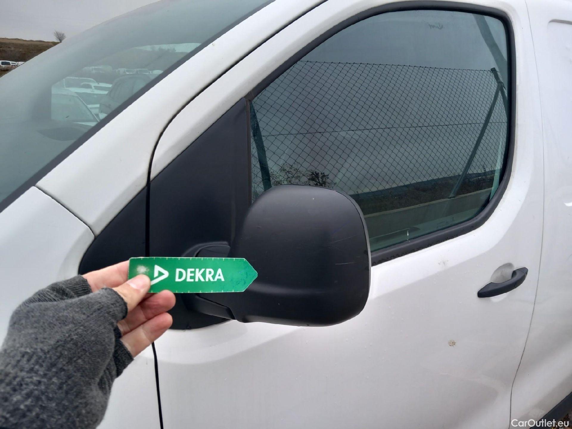  Opel  Vivaro OPEL  / 2019 / 4P / furgón Campaña F2ML 1.5 Diésel 74kW(100CV)M Std Exp #29