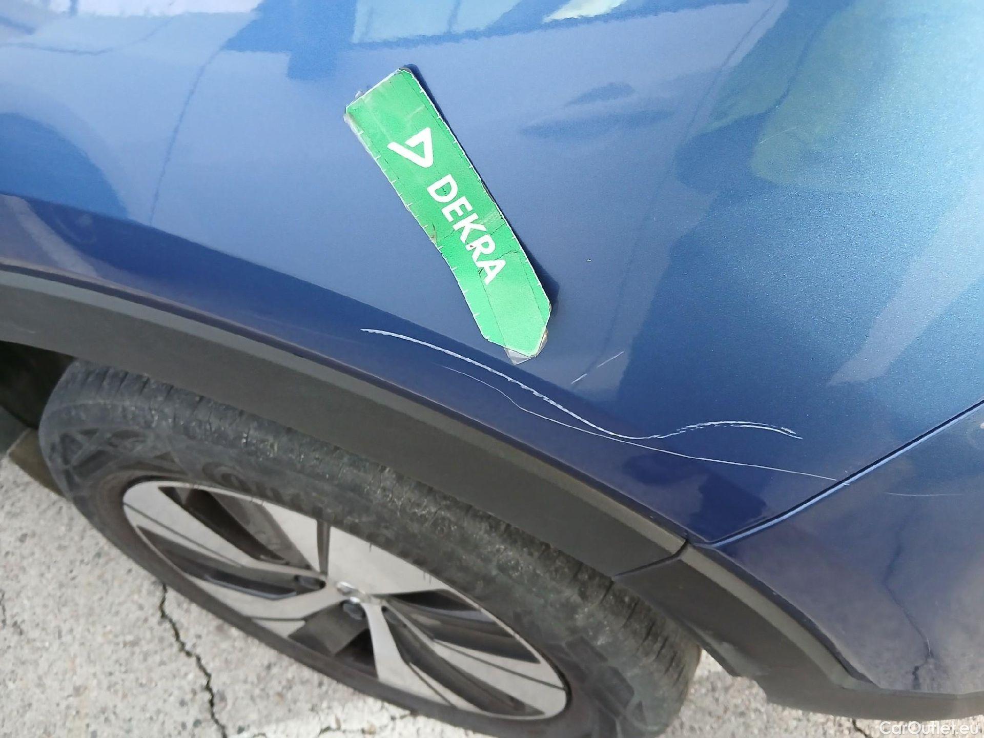  Volvo  XC 40 VOLVO XC40 / 2017 / 5P / todoterreno 1.5 T4 Twin Recharge R-Design Exp Auto #21