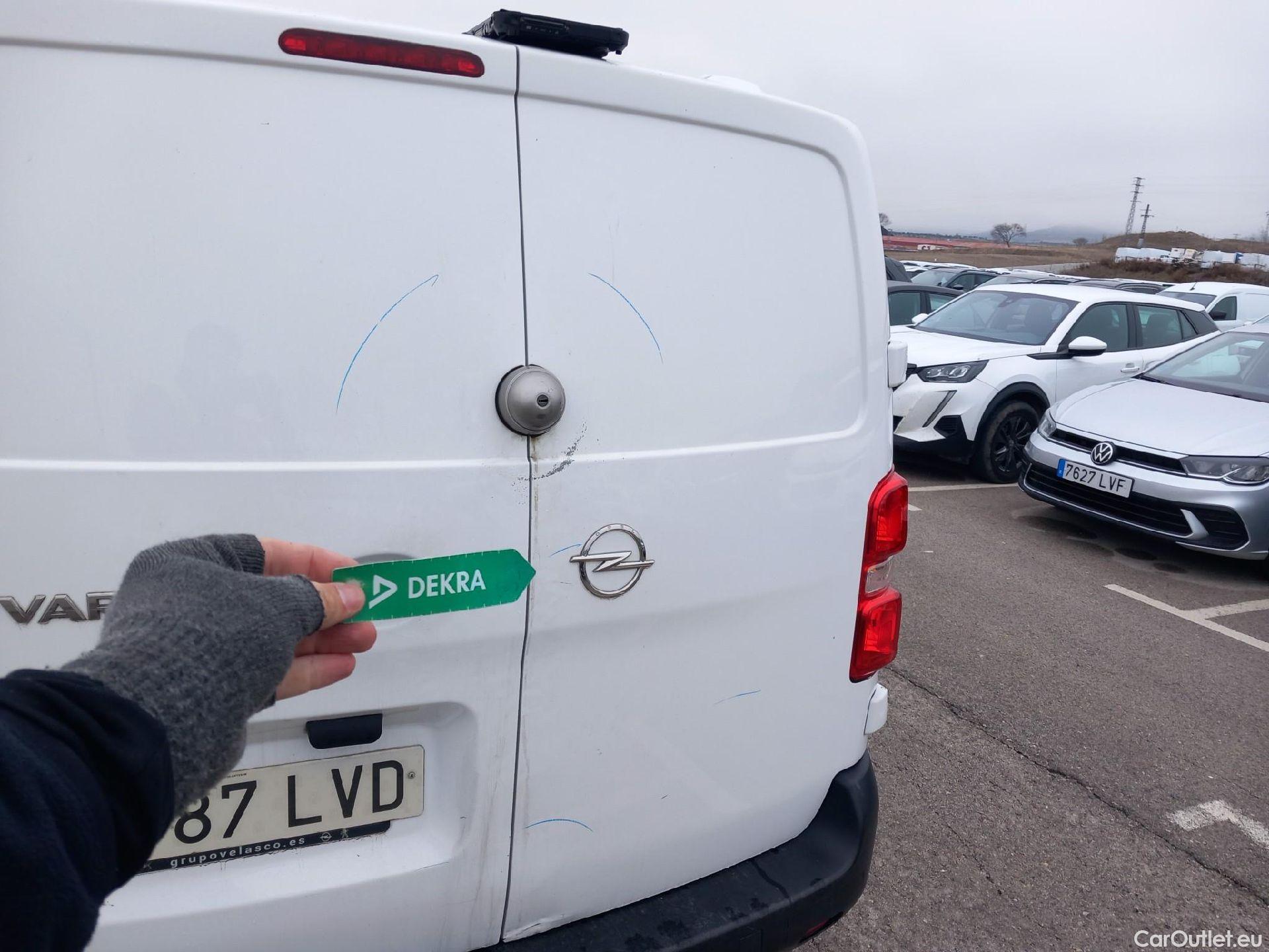  Opel  Vivaro OPEL  / 2019 / 4P / furgón Campaña F2ML 1.5 Diésel 74kW(100CV)M Std Exp #17