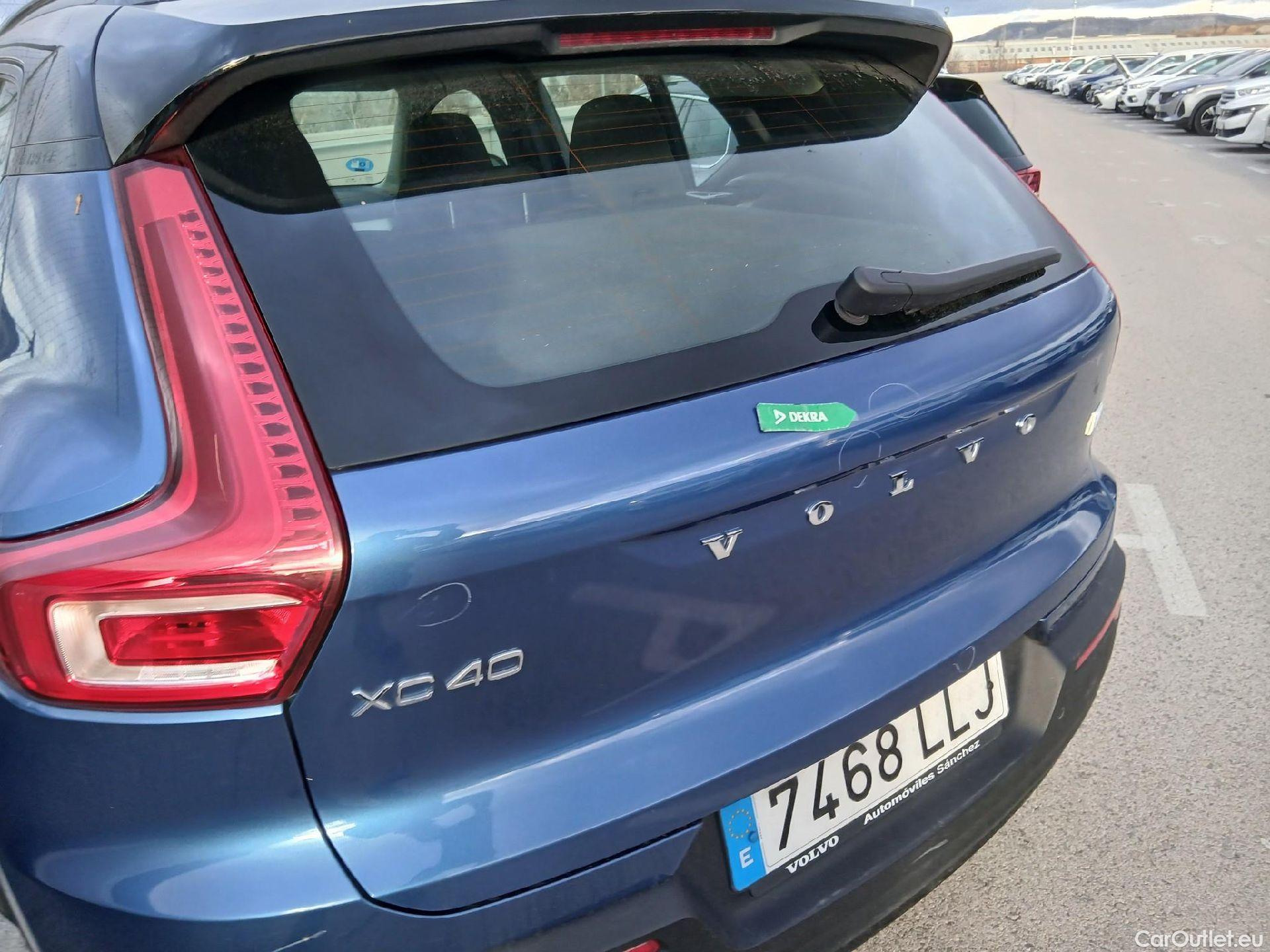  Volvo  XC 40 VOLVO XC40 / 2017 / 5P / todoterreno 1.5 T4 Twin Recharge R-Design Exp Auto #30