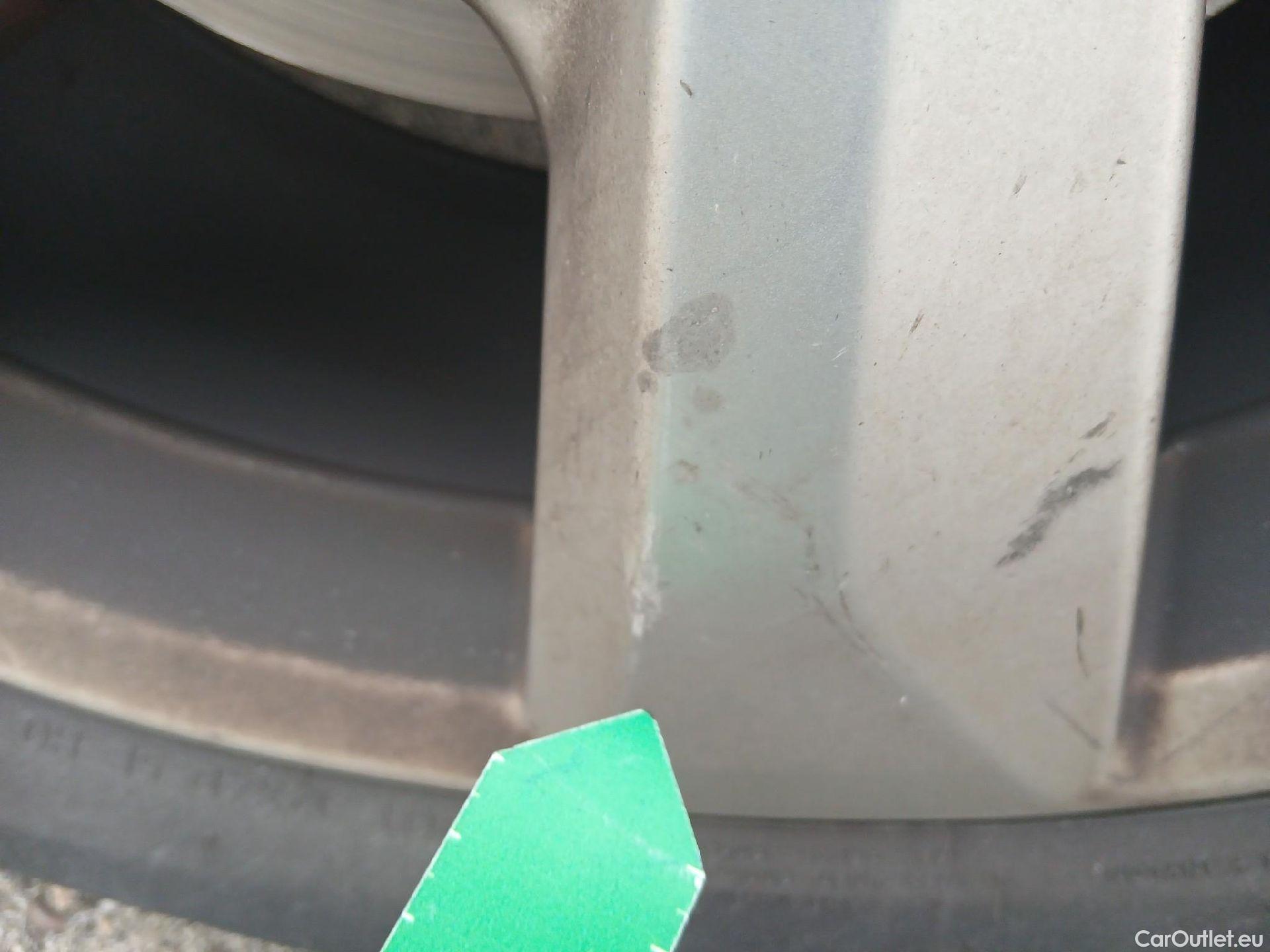  Audi  Q3 AUDI  / 2018 / 5P / todoterreno Advanced 35 TDI 110kW (150CV) #9