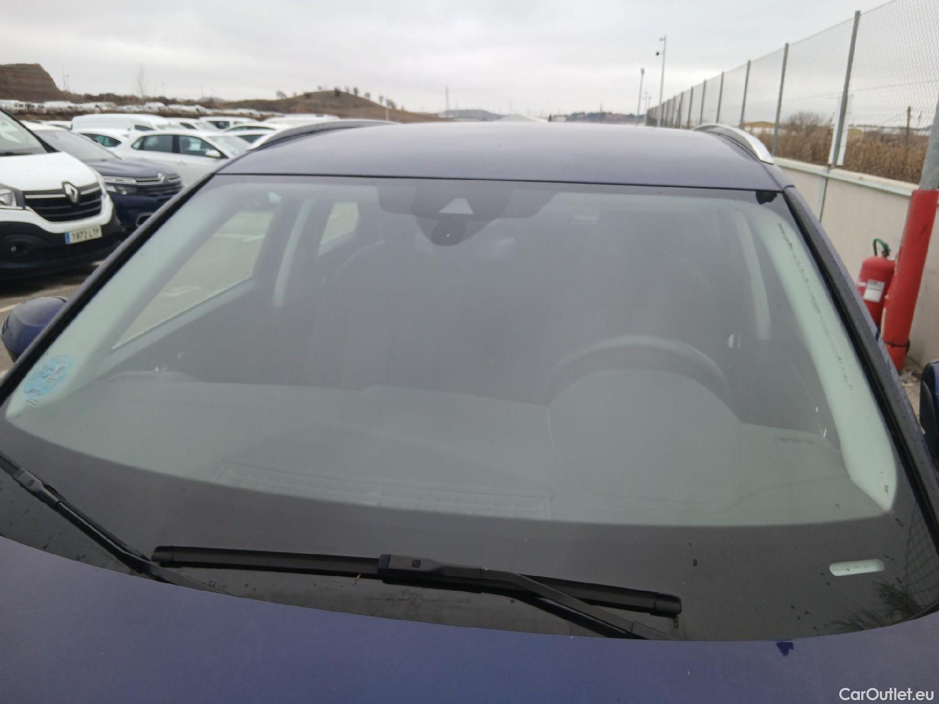  Audi  Q3 AUDI  / 2018 / 5P / todoterreno Advanced 35 TDI 110kW (150CV) #3