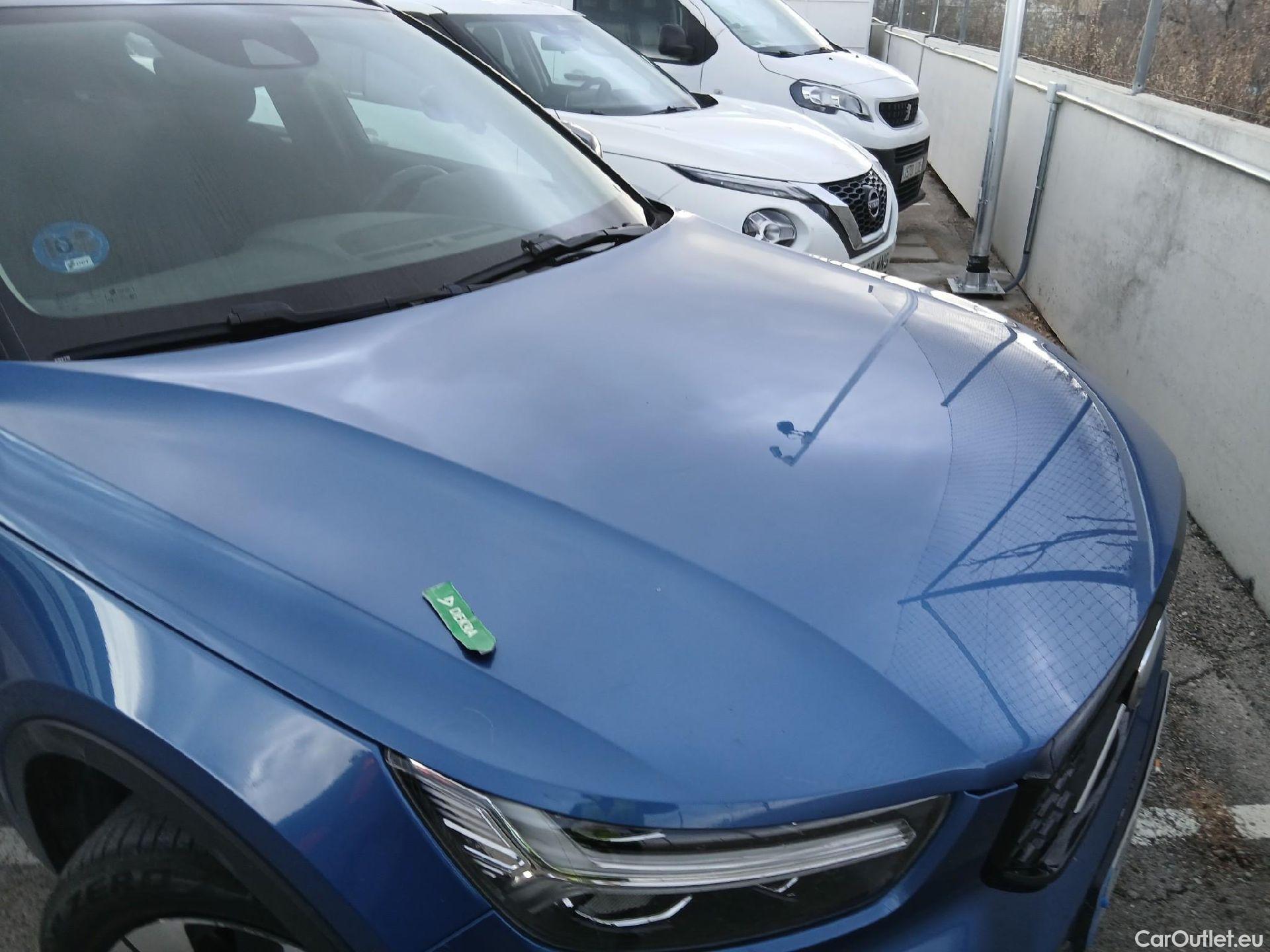  Volvo  XC 40 VOLVO XC40 / 2017 / 5P / todoterreno 1.5 T4 Twin Recharge R-Design Exp Auto #4