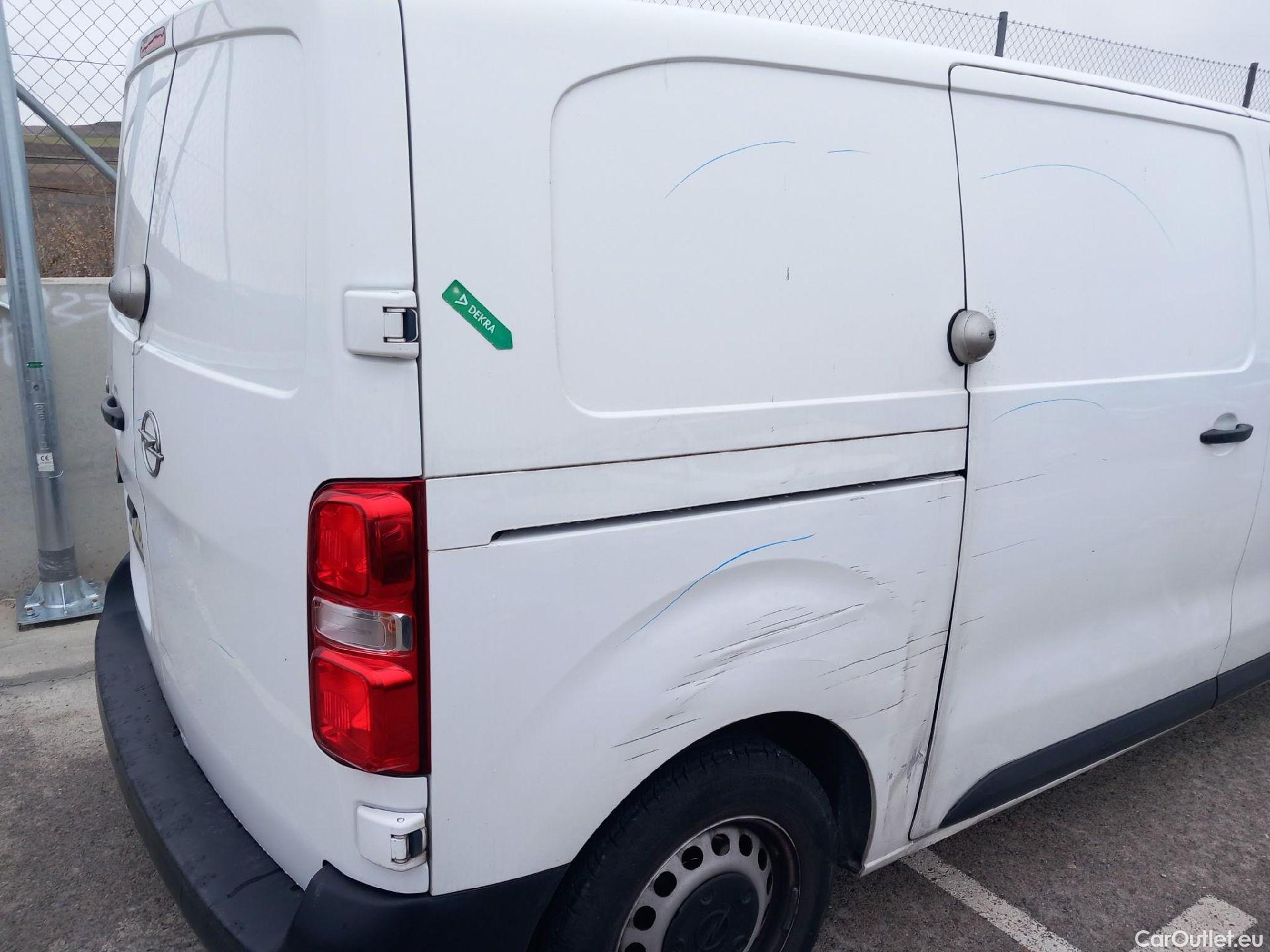  Opel  Vivaro OPEL  / 2019 / 4P / furgón Campaña F2ML 1.5 Diésel 74kW(100CV)M Std Exp #23