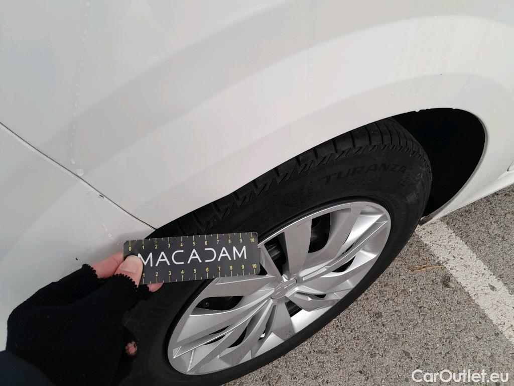  Peugeot  208 PEUGEOT  / 2019 / 5P / berlina con portón BlueHDi 73kW (100CV) Active (CM) #6