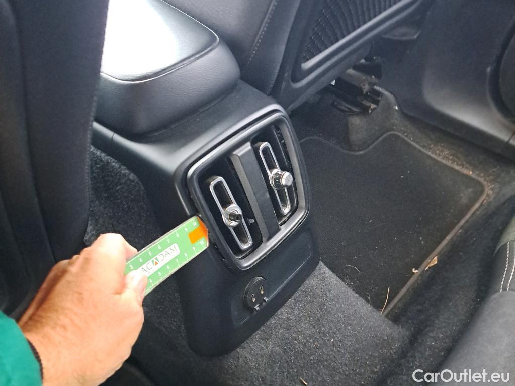  Volvo  XC 40 XC40 Core Recharge Plug-In Hybrid 2WD 1.5 T4 210CV AT7 E6d #54