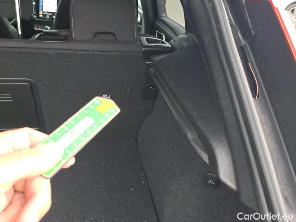  Volvo  XC 40 XC40 Core Recharge Plug-In Hybrid 2WD 1.5 T4 210CV AT7 E6d #2