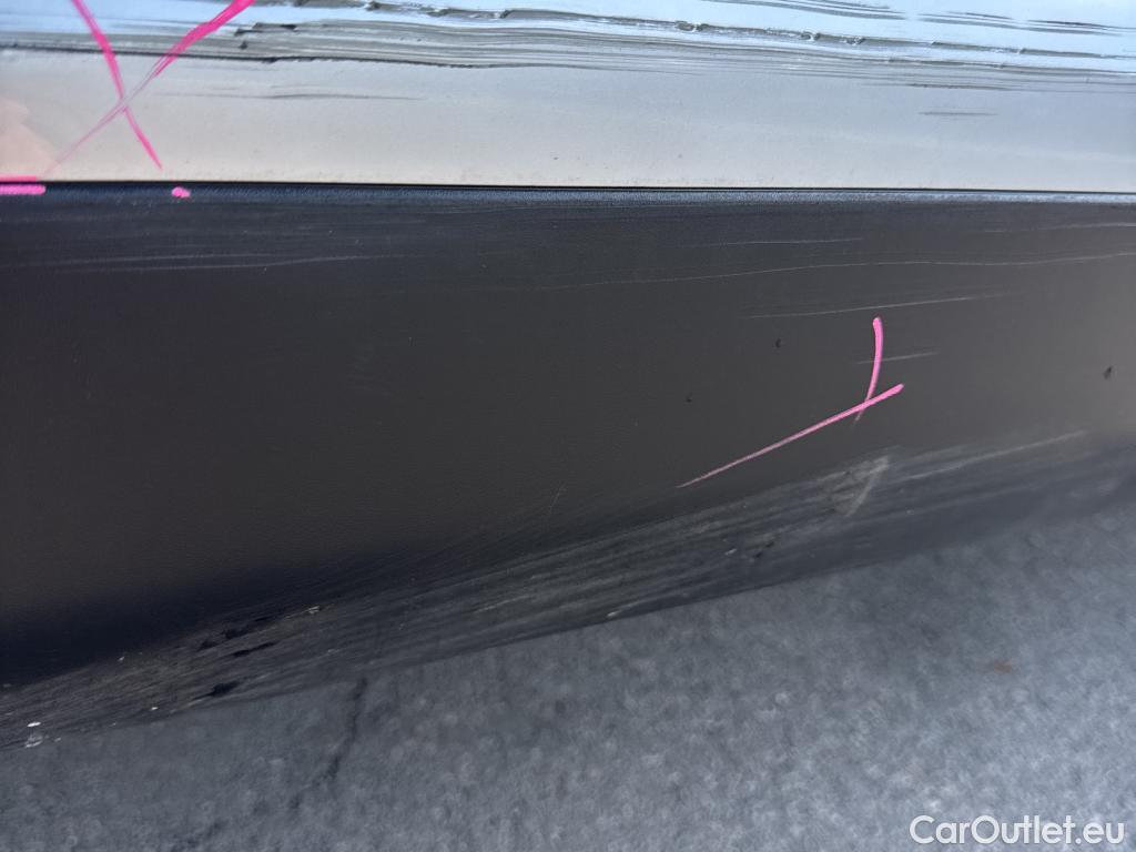  Peugeot  2008 PEUGEOT  / 2019 / 5P / todoterreno Allure BlueHDI 81kW (110CV) #36