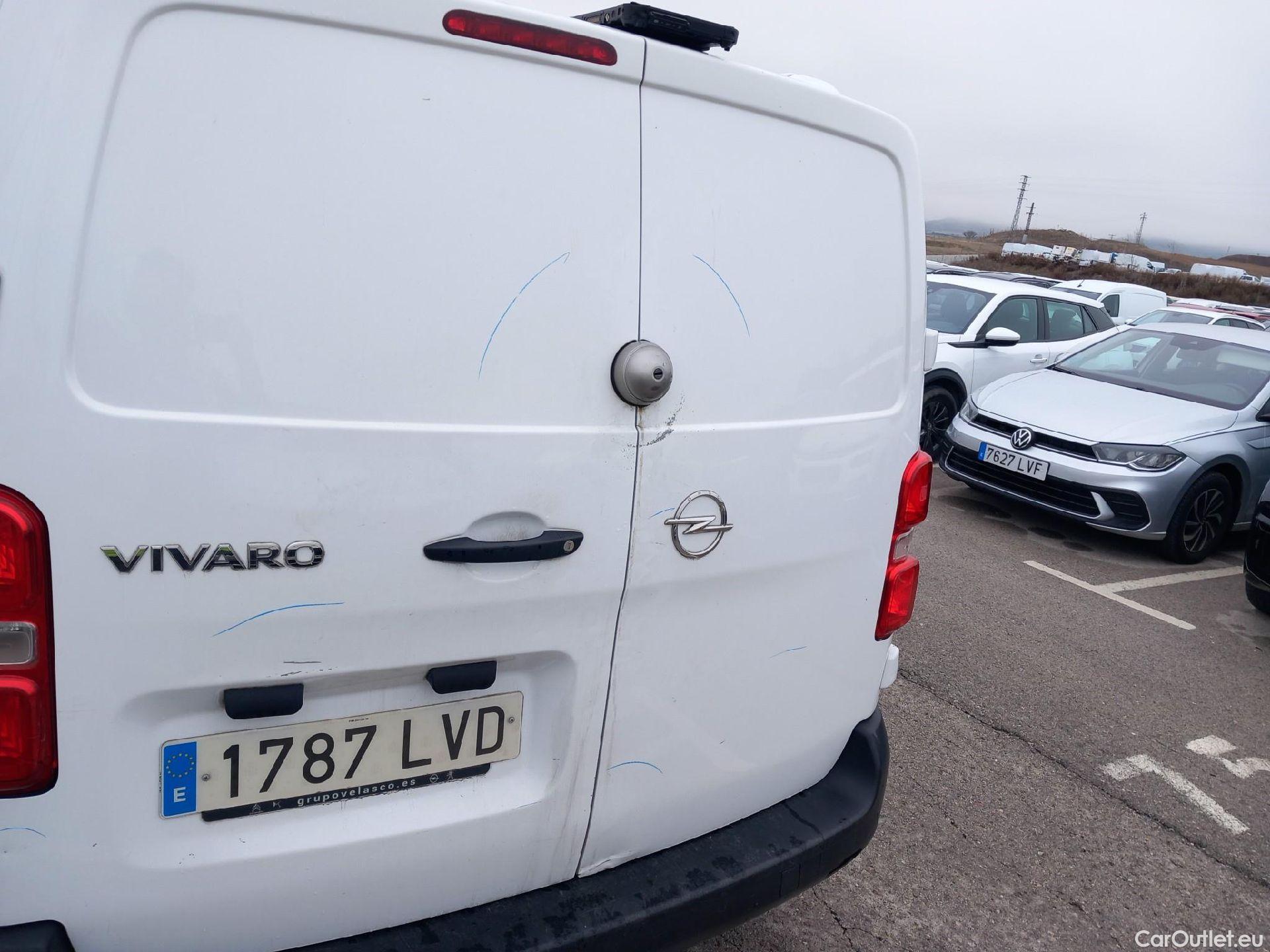  Opel  Vivaro OPEL  / 2019 / 4P / furgón Campaña F2ML 1.5 Diésel 74kW(100CV)M Std Exp #16