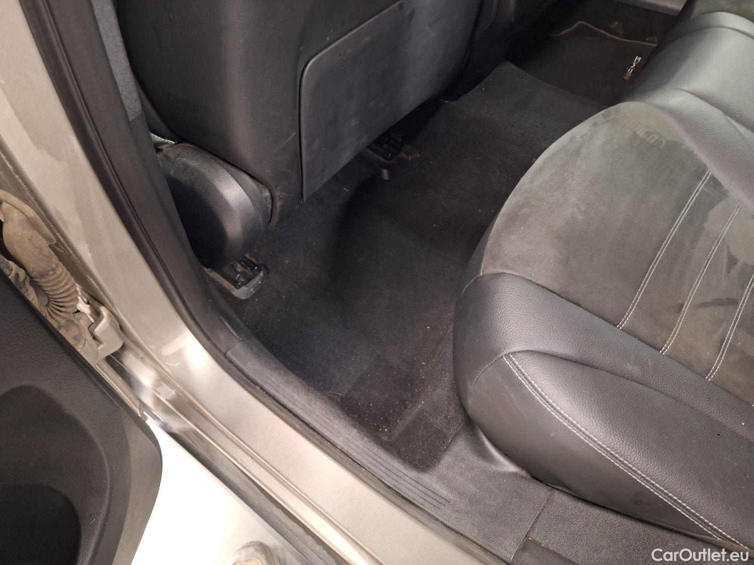  Mercedes  G-Klasee Mercedes, GLC Coupé FL'19 PHEV, Mercedes-Benz GLC Coupé GLC 300 de 4MATIC 5d #25