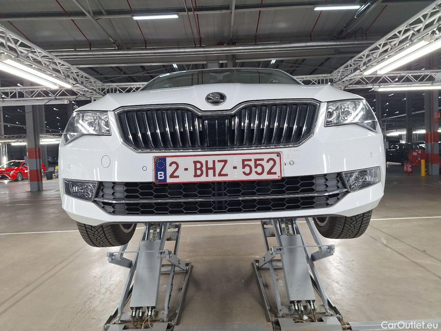  Skoda  Superb Skoda,  Combi '15, Skoda  Combi 2.0 CRTDI 110kW DSG6 Ambition 5 #3