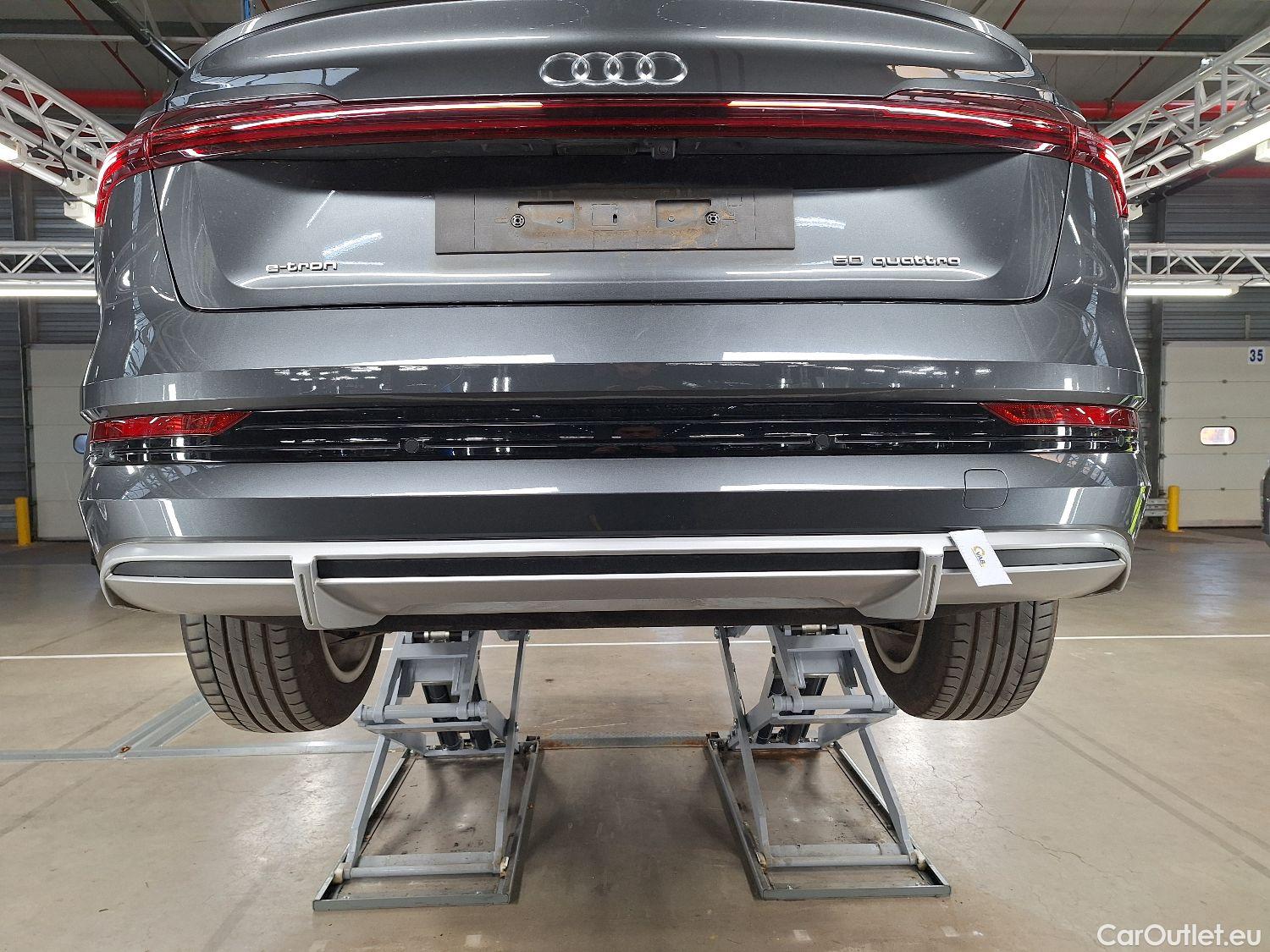  Audi  E-TRON Audi,  SB '19 BEV, Audi  Sportback 50 Quattro S-Line 5d #13