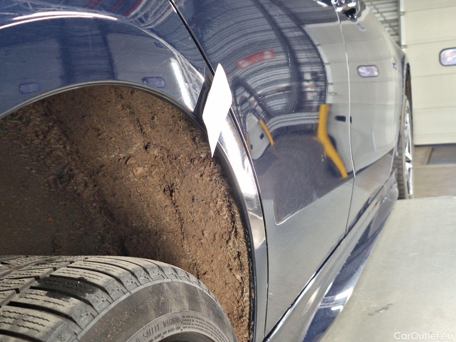  Mercedes  C-Klasse Mercedes, C-Class Br '21 PHEV, Mercedes-Benz  Break C 300 e AMG Line 5d #17