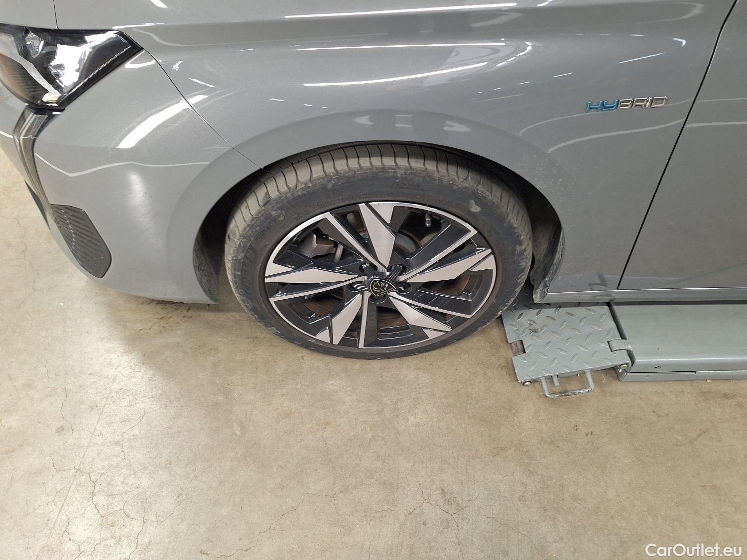  Peugeot  308 Peugeot,  SW '21 PHEV, Peugeot  SW 1.6 Hybrid 180 S&S EAT8 Allure 5d #27