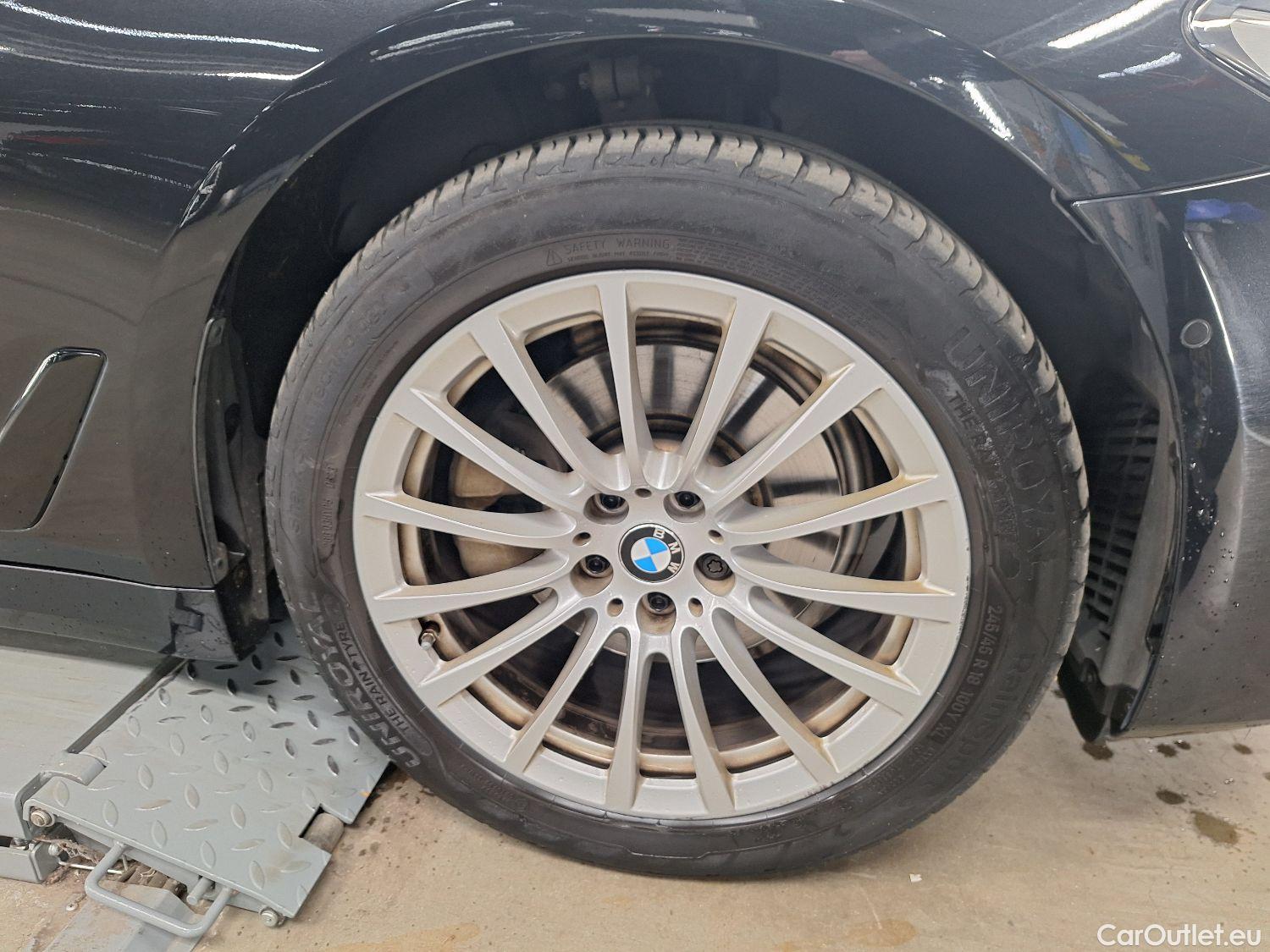  Bmw  Serie 5 BMW, 5-serie touring '17, BMW 5 Reeks Touring 520d XDrive Aut. (140 kW) 5d #51