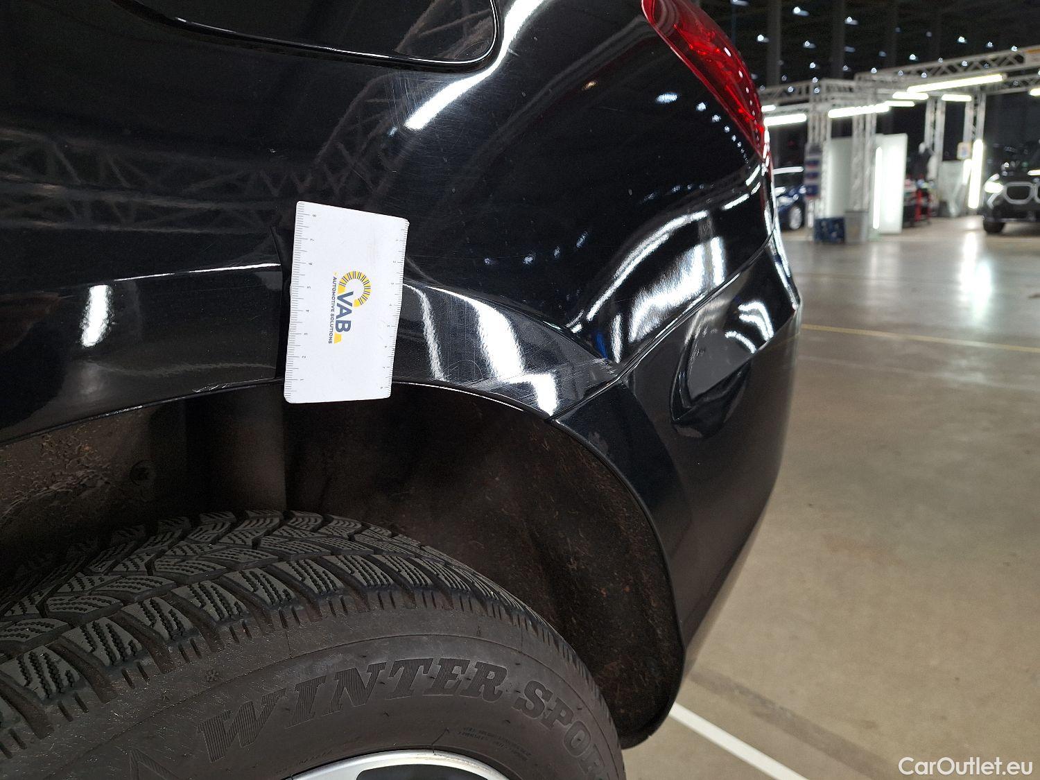  Mercedes  A-Klasse Mercedes, A-Class Berline '18, Mercedes-Benz  Limousine A 180 d 4d #34