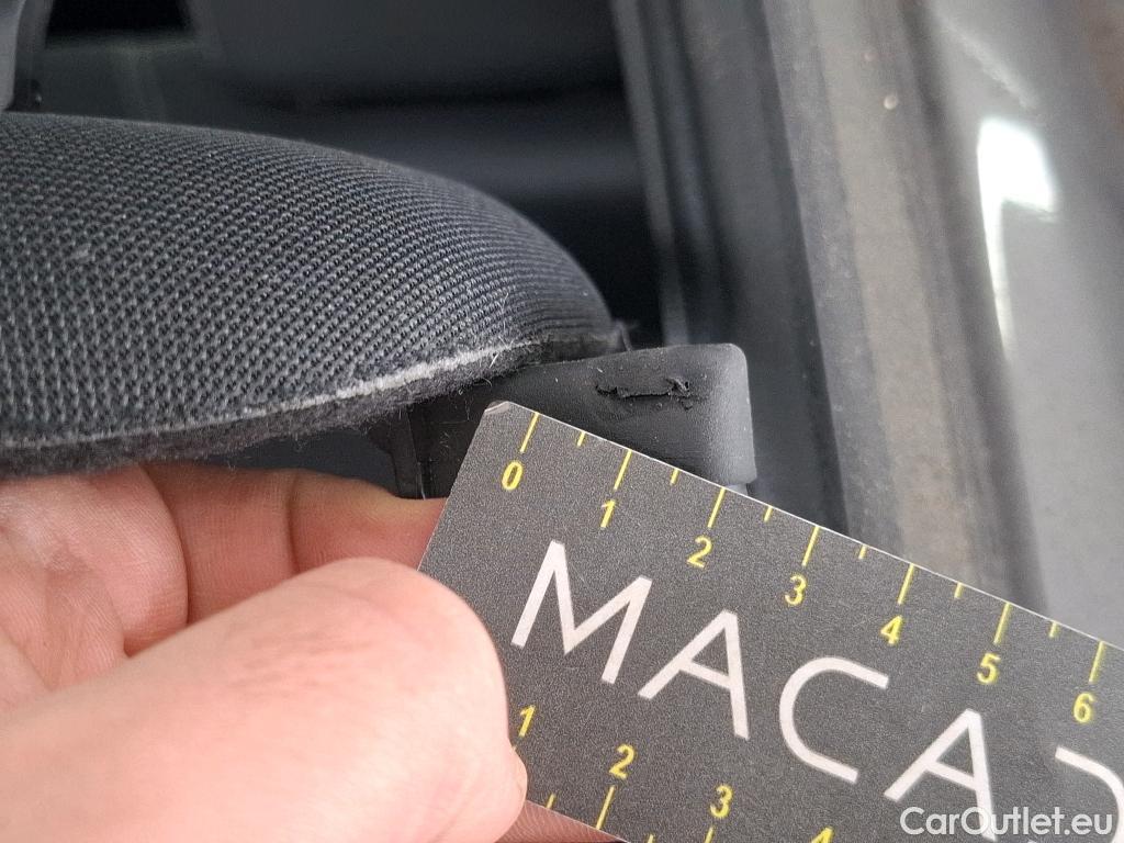  Mercedes  GLA MERCEDES-BENZ  / 2020 / 5P / SUV 1.3  250 e BUSINESS LINE DCT #8