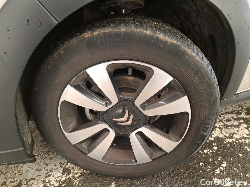  Citroen  C3  Max 1.2 PureTech 80CV BVM5 6E #1