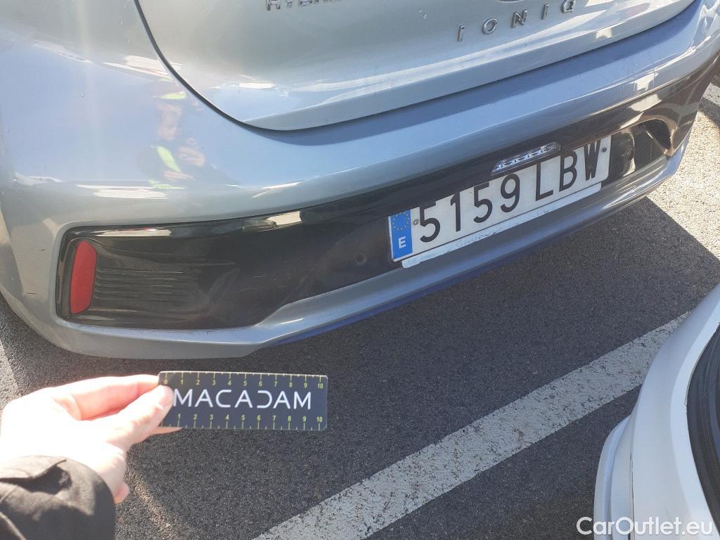  Hyundai   Ioniq HYUNDAI / 2016 / 5P / berlina con portón 1.6 GDI HEV Tecno DCT (AC) #25