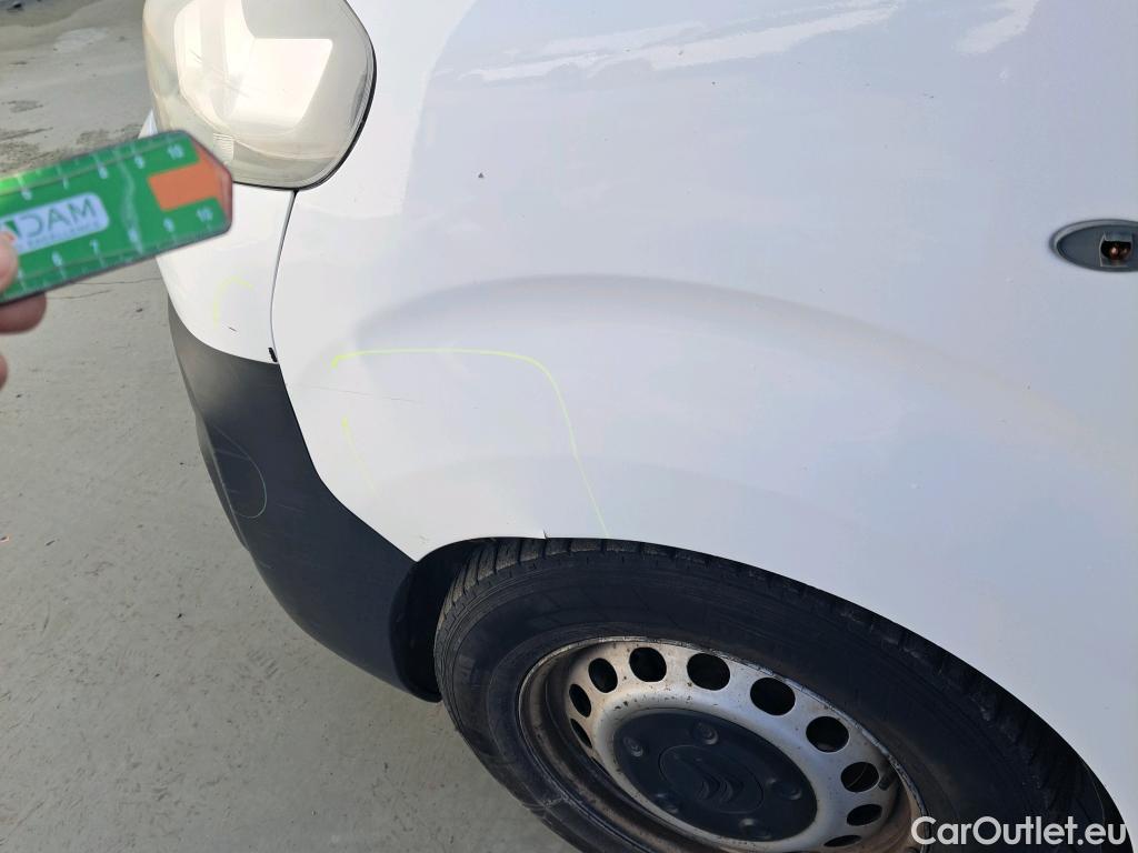  Citroen  Jumpy CITROEN  / 2016 / 4P / furgón Talla M BlueHDi 85KW (115CV) 6v Confort #42