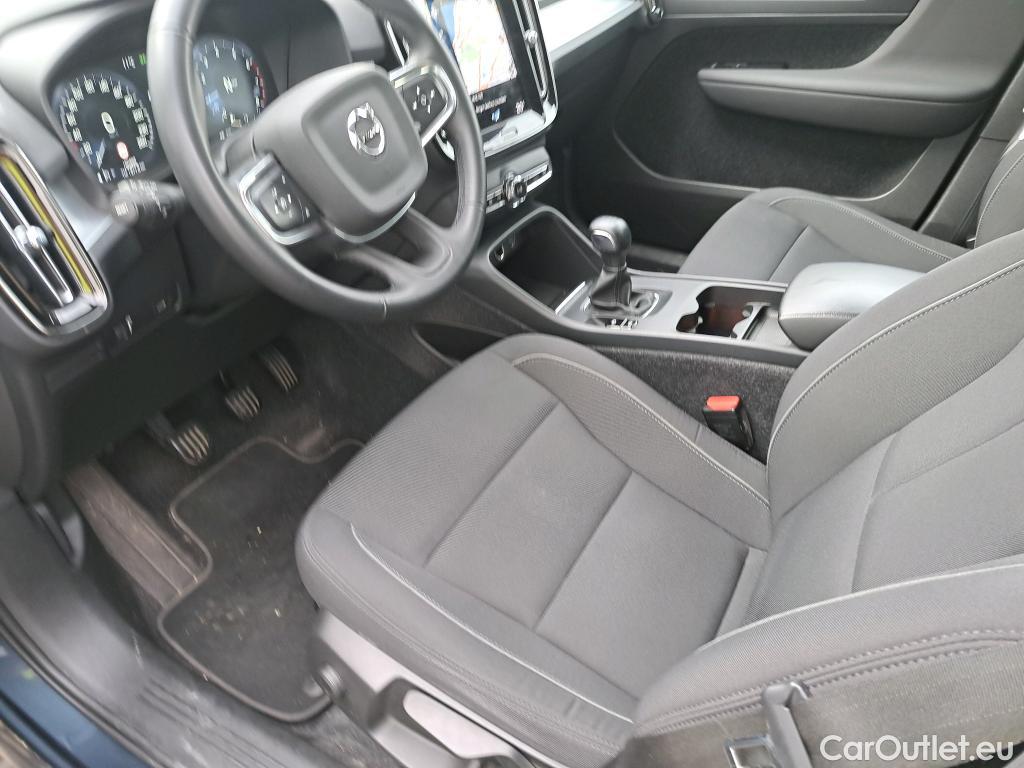  Volvo  XC 40 VOLVO XC40 / 2017 / 5P / todoterreno 1.5 T3 Momentum Pro #17