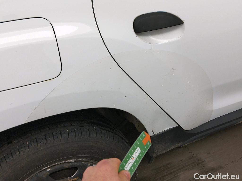  Dacia  Duster DACIA  / 2018 / 5P / todoterreno Essential Blue dCi 85kW (115CV) 4X4 #8