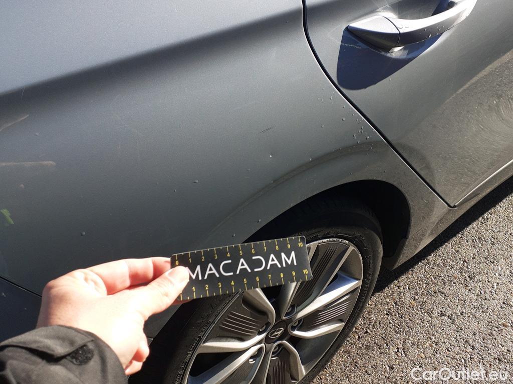  Hyundai   Ioniq HYUNDAI / 2016 / 5P / berlina con portón 1.6 GDI HEV Tecno DCT (AC) #7