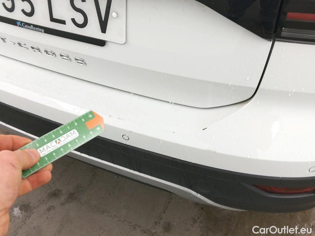  Volkswagen  T-CROSS VOLKSWAGEN  / 2018 / 5P / todoterreno Advance 1.0 TSI 81kW (110CV) DSG (AC3) #7