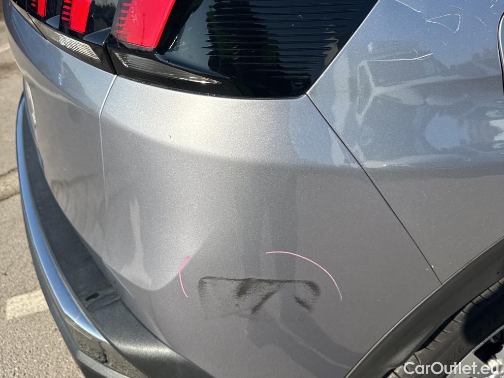  Peugeot  3008 PEUGEOT  / 2016 / 5P / todoterreno 1.5 BlueHDi 96kW (130CV) S&S Active (AC) #27