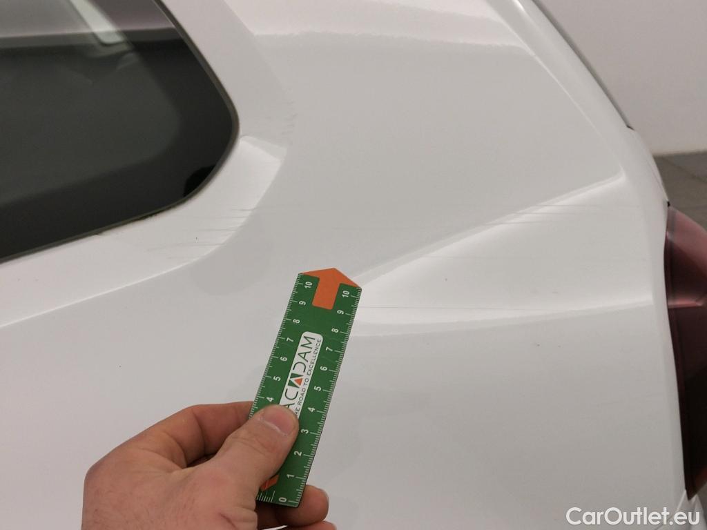  Dacia  Duster DACIA  / 2018 / 5P / todoterreno Essential Blue dCi 85kW (115CV) 4X4 #44