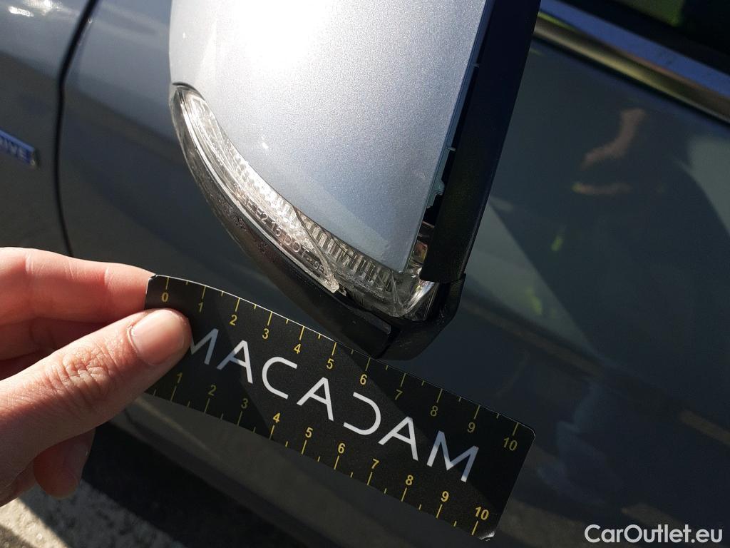  Hyundai   Ioniq HYUNDAI / 2016 / 5P / berlina con portón 1.6 GDI HEV Tecno DCT (AC) #17