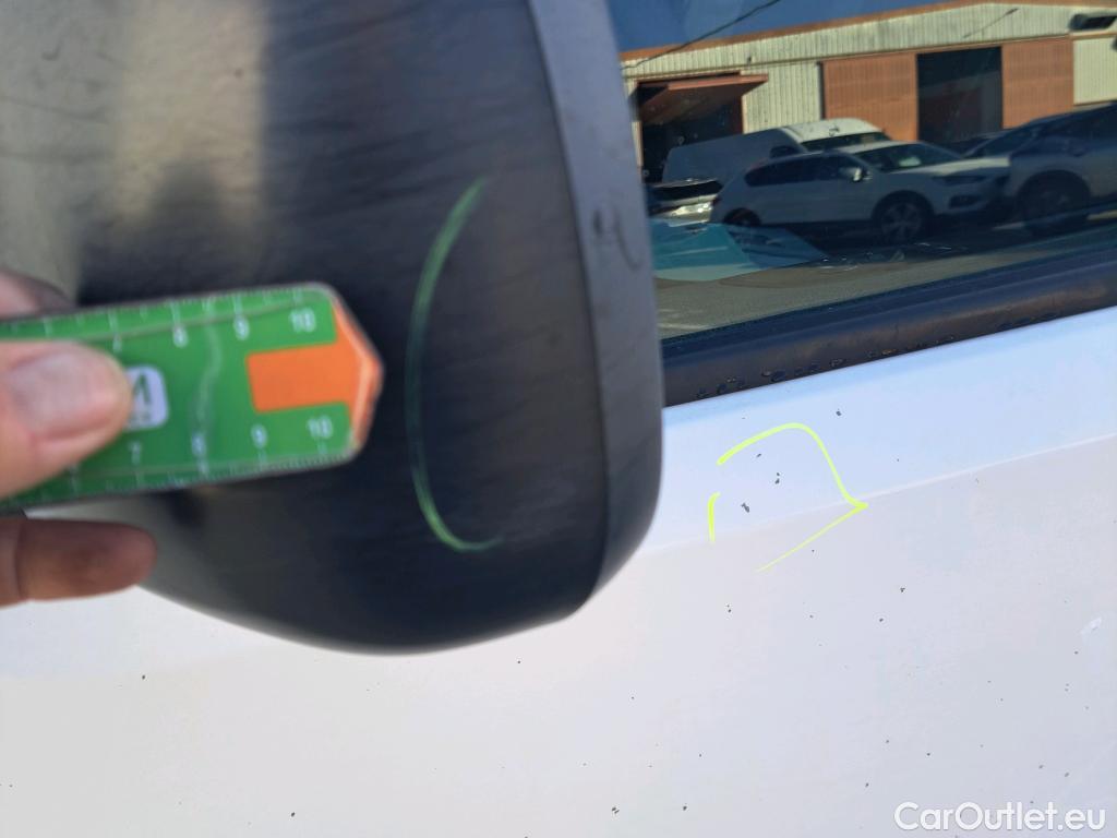  Citroen  Jumpy CITROEN  / 2016 / 4P / furgón Talla M BlueHDi 85KW (115CV) 6v Confort #108