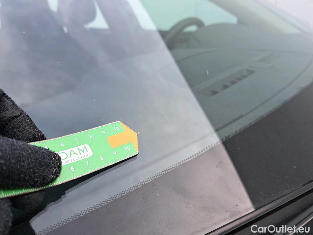  Volvo  XC 40 VOLVO XC40 / 2017 / 5P / todoterreno 1.5 T3 Momentum Pro #18