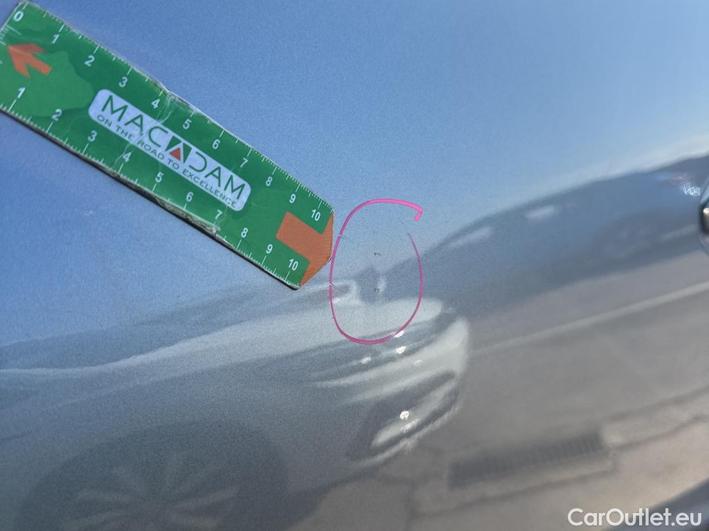  Peugeot  3008 PEUGEOT  / 2016 / 5P / todoterreno 1.5 BlueHDi 96kW (130CV) S&S Active (AC) #34