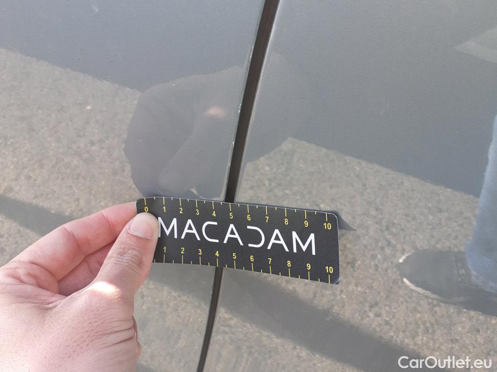  Hyundai   Ioniq HYUNDAI / 2016 / 5P / berlina con portón 1.6 GDI HEV Tecno DCT (AC) #10