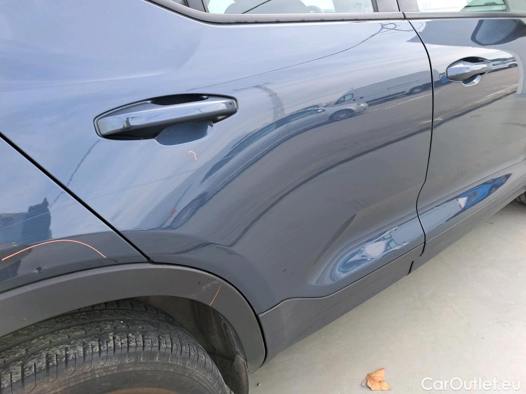  Volvo  XC 40 VOLVO XC40 / 2017 / 5P / todoterreno 1.5 T3 Momentum Pro #24