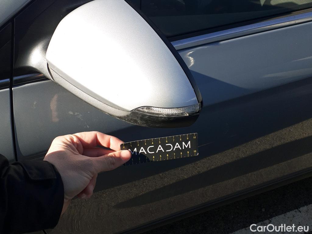  Hyundai   Ioniq HYUNDAI / 2016 / 5P / berlina con portón 1.6 GDI HEV Tecno DCT (AC) #27