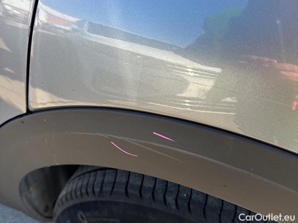  Peugeot  3008 PEUGEOT  / 2016 / 5P / todoterreno 1.5 BlueHDi 96kW (130CV) S&S Active (AC) #31