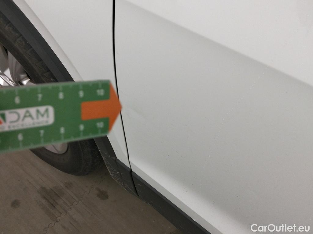  Volkswagen  T-CROSS VOLKSWAGEN  / 2018 / 5P / todoterreno Advance 1.0 TSI 81kW (110CV) DSG (AC3) #9