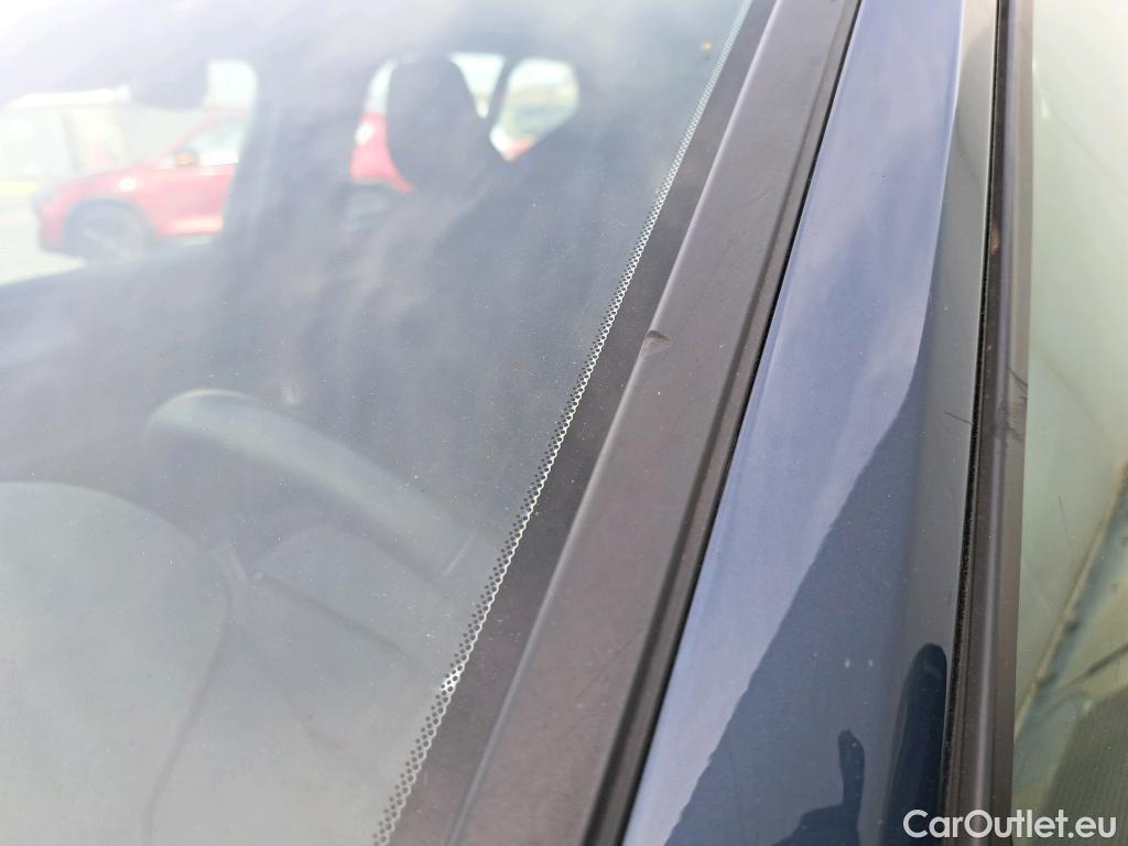  Volvo  XC 40 VOLVO XC40 / 2017 / 5P / todoterreno 1.5 T3 Momentum Pro #38