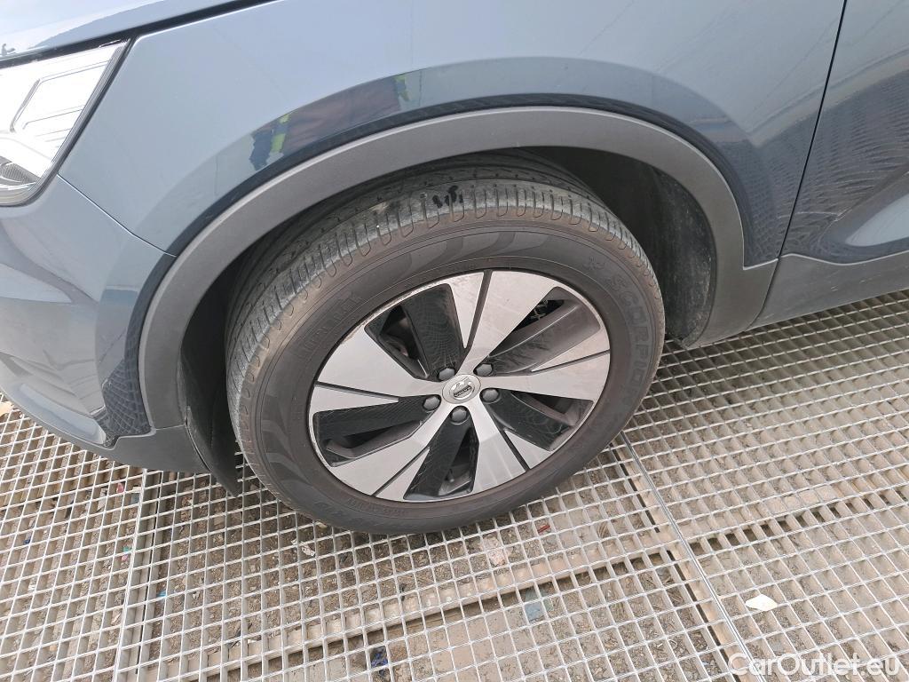  Volvo  XC 40 VOLVO XC40 / 2017 / 5P / todoterreno 1.5 T3 Momentum Pro #3