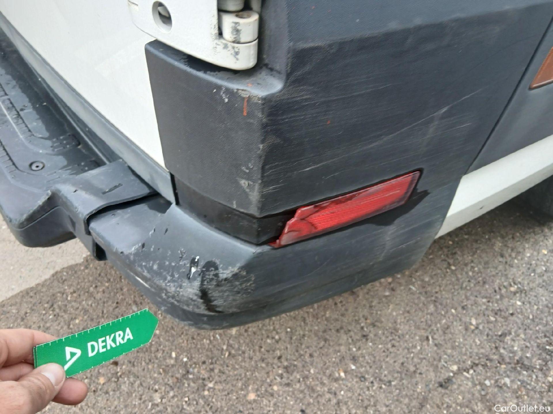  Volkswagen  Crafter VOLKSWAGEN  / 2017 / 4P / furgón 30 Furgón BM TN L3H2 2.0TDI 103kW(140CV) #40